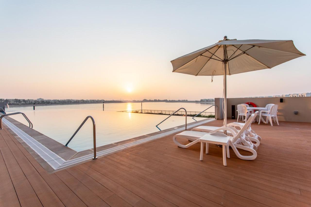 Live Here, Enjoy Waters Of Arabian Gulf Ra’s al-Chaima Exterior foto